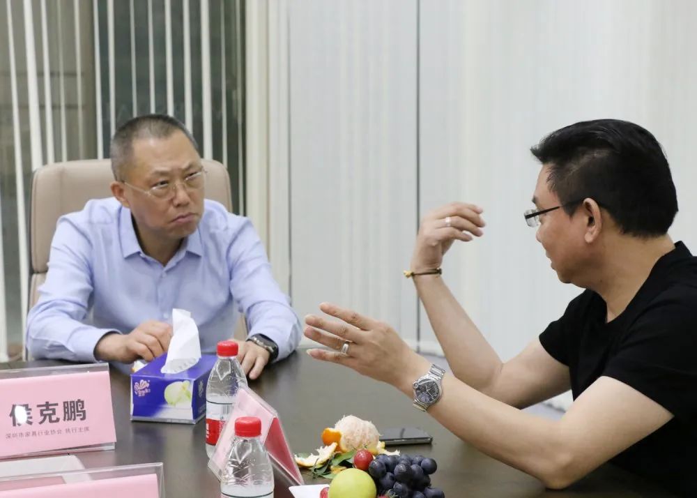 聚焦|深家協(xié)佛山巖板企業(yè)調(diào)研組蒞臨將軍企業(yè)參觀考察！(圖6)
