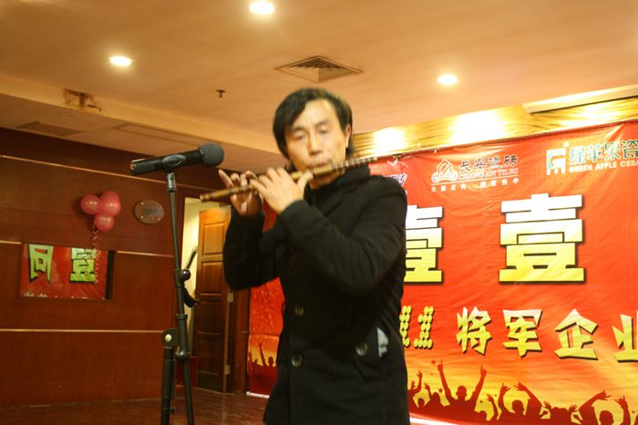 將軍很給力 壹壹向前沖！
(圖9)