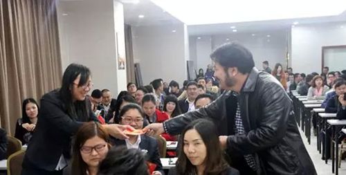 固本強(qiáng)基，把握機(jī)遇——將軍企業(yè)2015年開(kāi)年大會(huì)圓滿成功
(圖6)