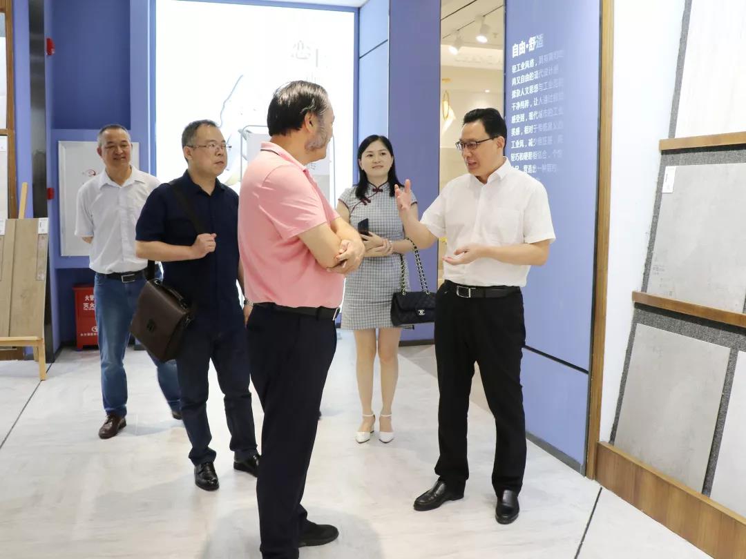頭條丨衡陽政府考察團再度走進將軍企業(yè)，共商發(fā)展未來！
(圖12)
