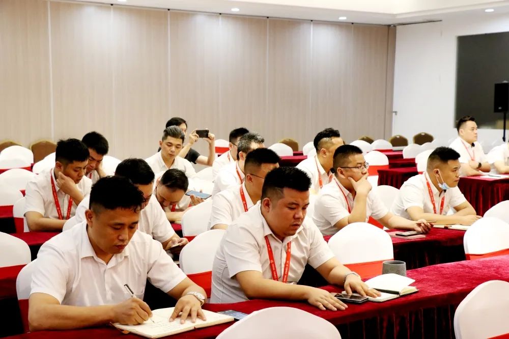 戰(zhàn)略簽約！大將軍瓷磚簽約初點科技，引領(lǐng)數(shù)字化營銷破局！(圖7)