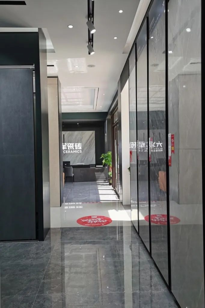 新店鑒賞 | 大將軍瓷磚高州旗艦店，以全新SI形象登場！(圖5)